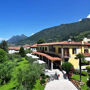 Kinzica **** Sale Marasino